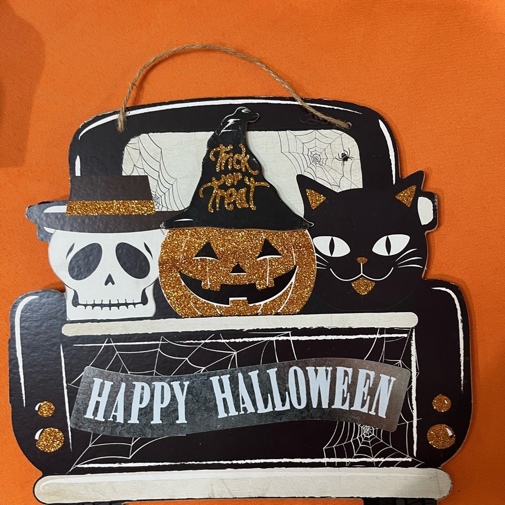6/$25 Halloween Wall Decor Set - Picture 13 of 16